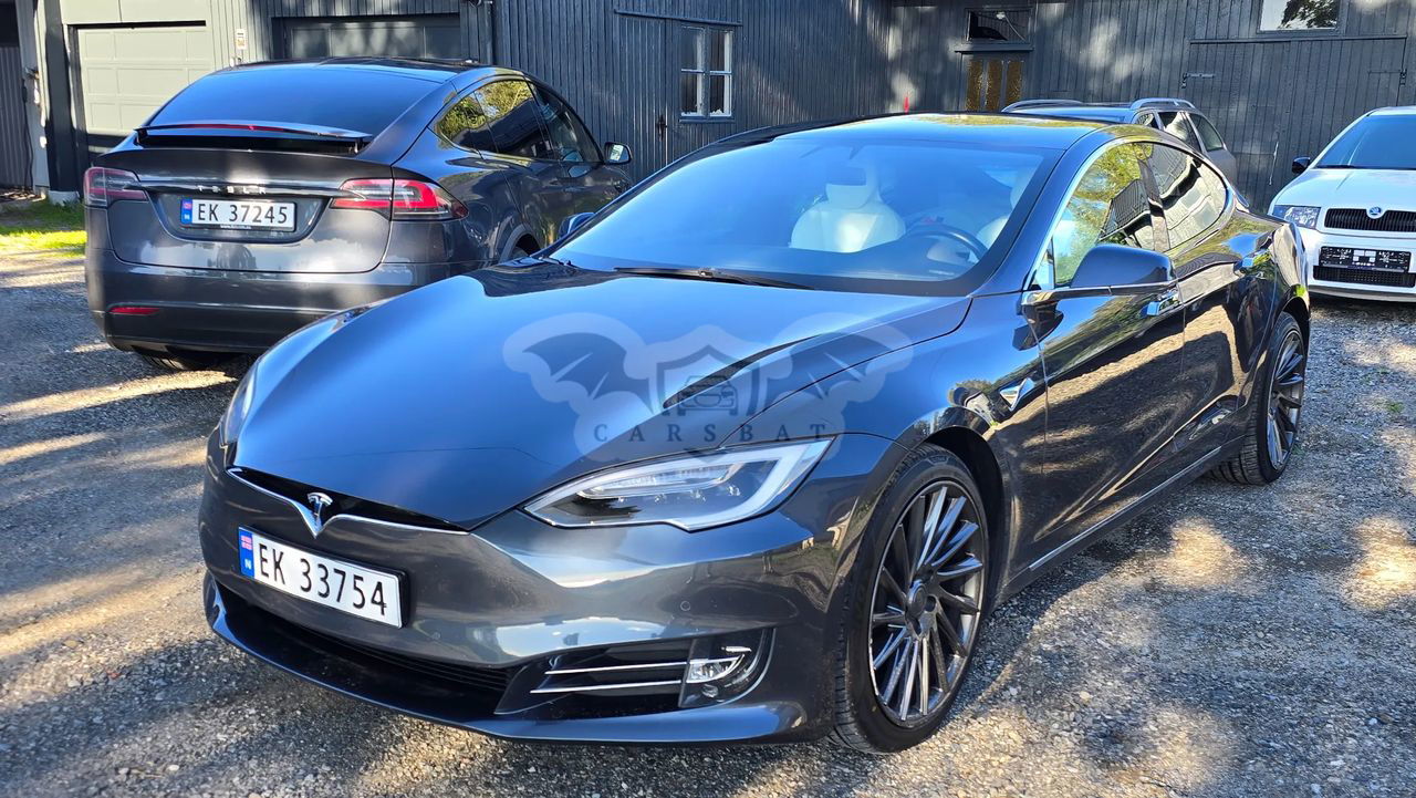 Tesla Model S 2017