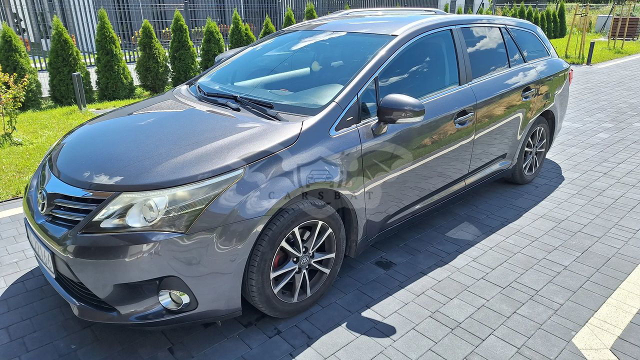 Toyota Avensis III 1.8 Sol 2012