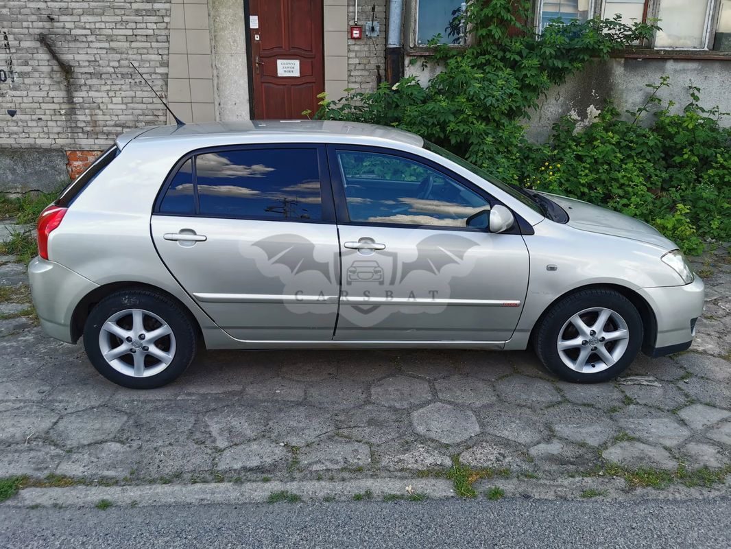 Toyota Corolla Seria E12 1.6 VVT-i Automatik Edition 2005