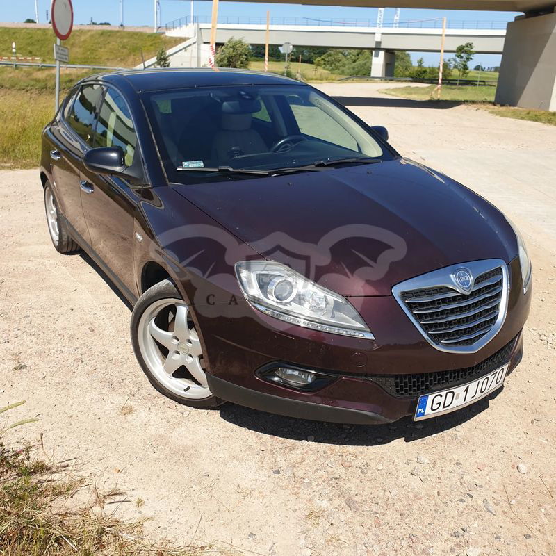Lancia Delta 2011