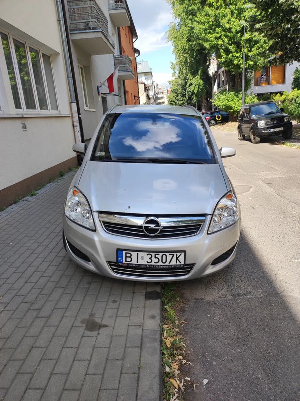 Opel Zafira B 1.9 CDTI Automatik Edition 2008