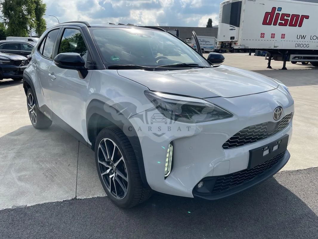 Toyota Yaris IV 2023