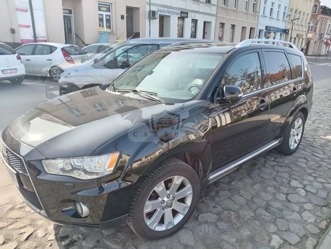 Mitsubishi Outlander II 2.2 DID Intense + EU5 2011