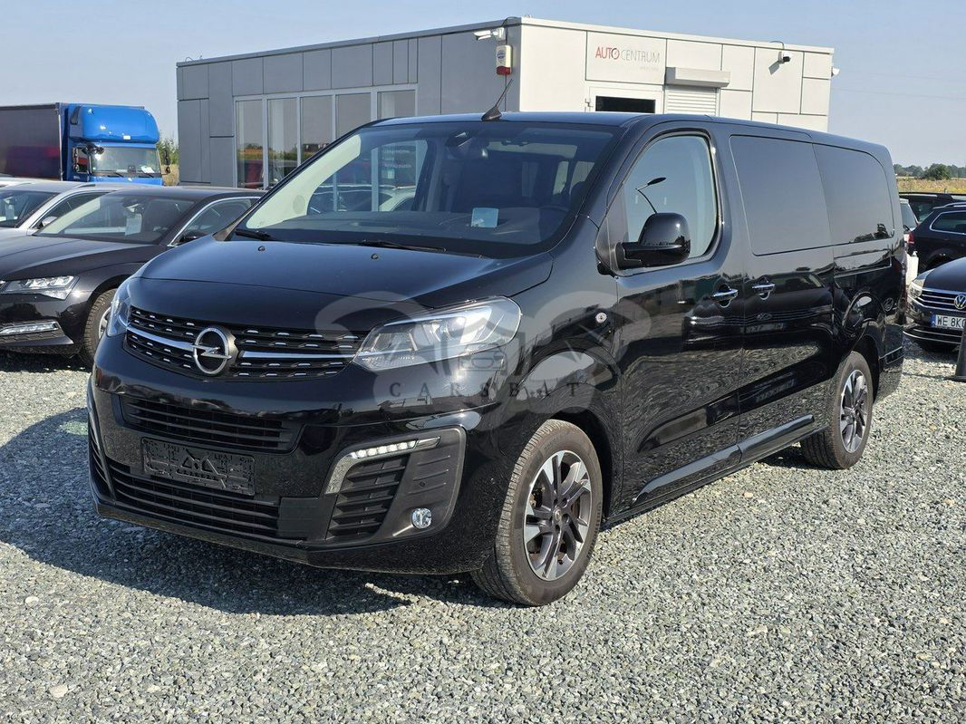 Opel Zafira D 2021