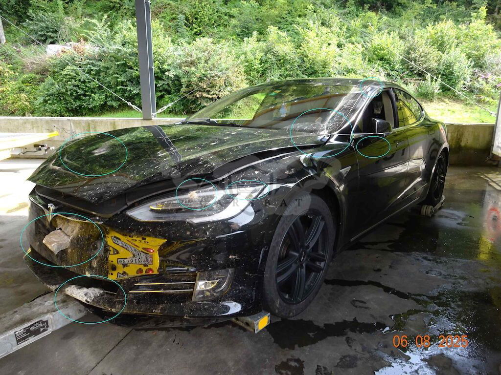 Tesla Model S Long Range Plus 2016
