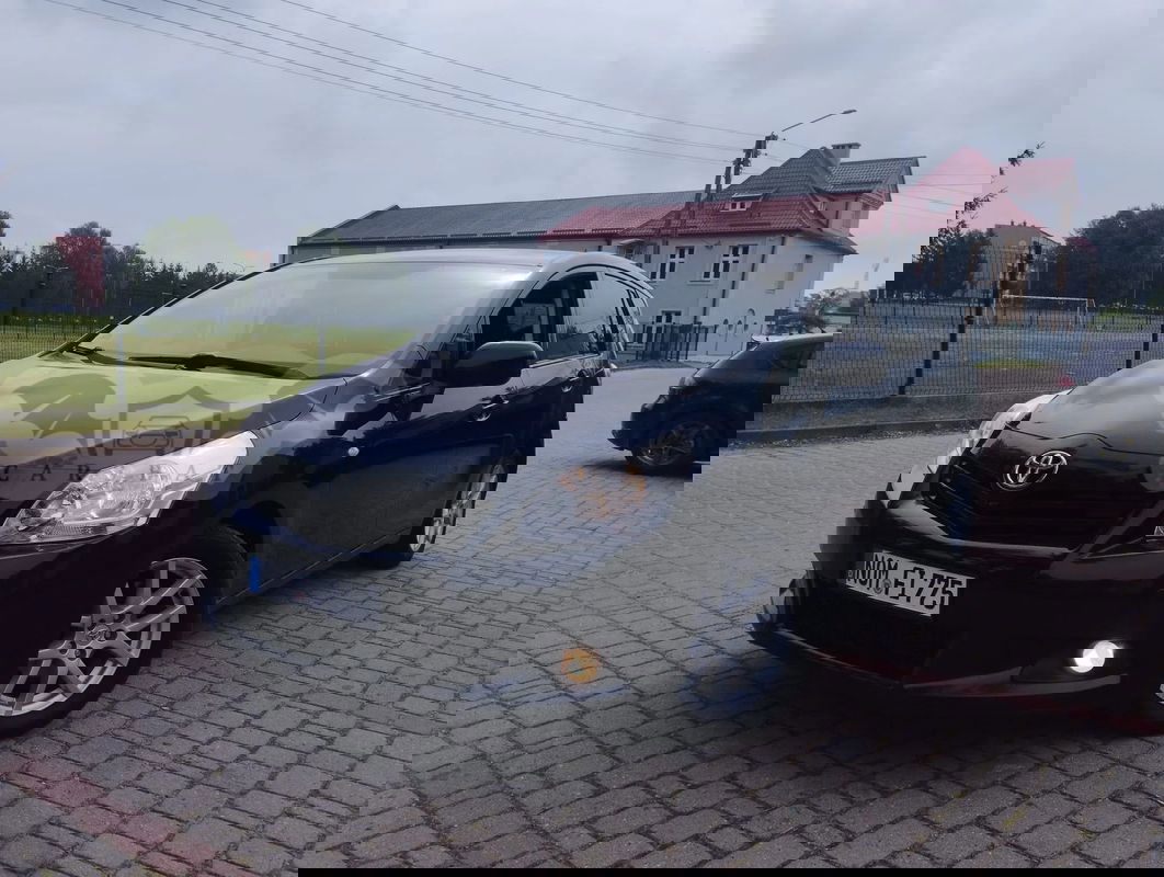 Toyota Verso 1.8 5-Sitzer Executive 2012