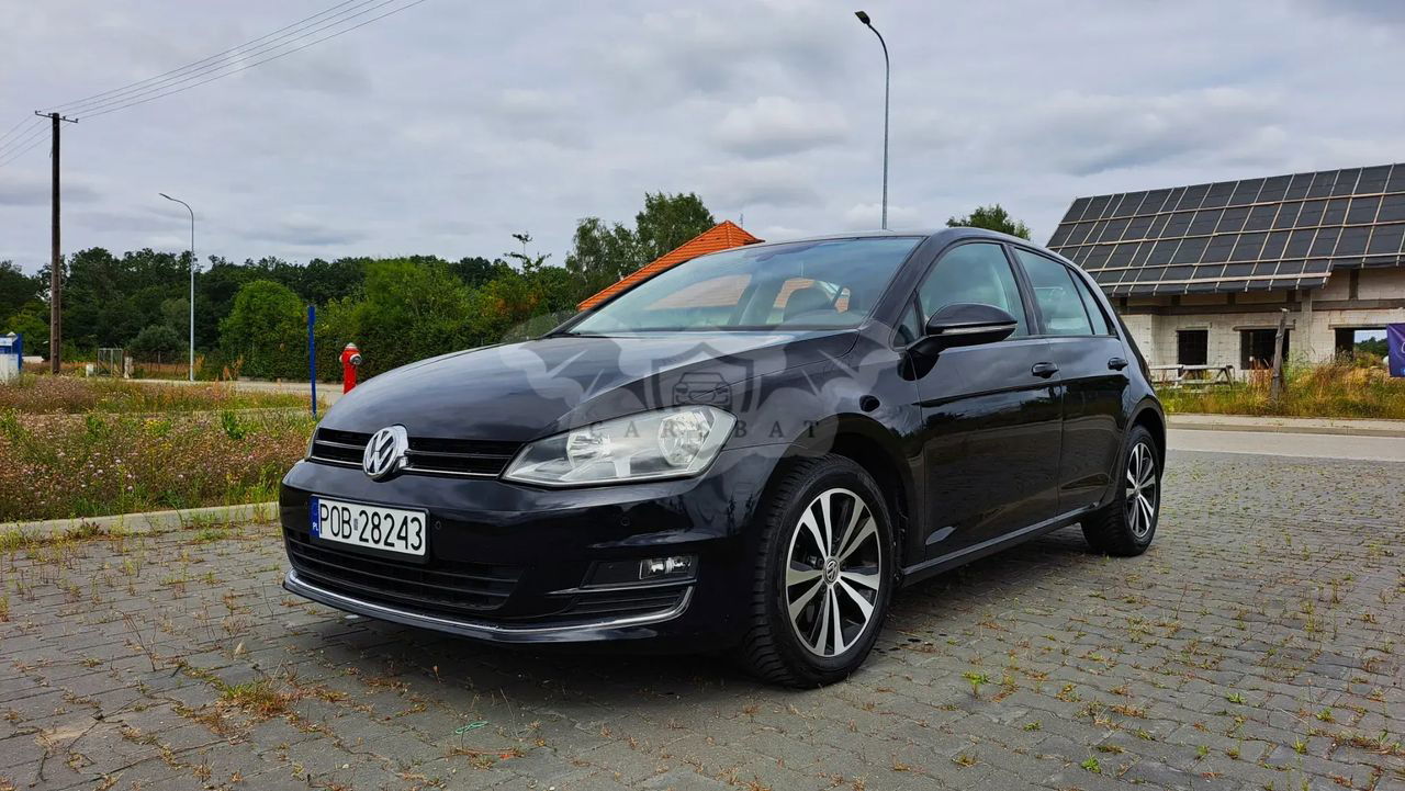 Volkswagen Golf VII 1.6 TDI DPF BlueMotion Technology Comfortline 2013