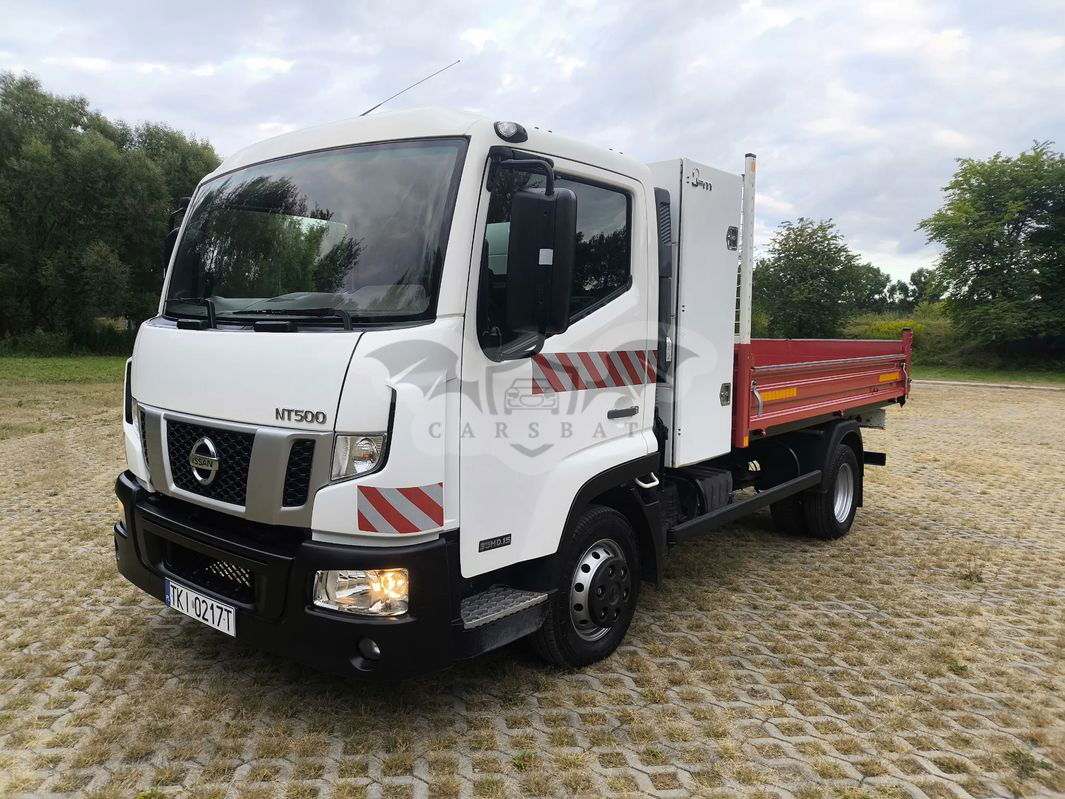 Nissan NT 2016