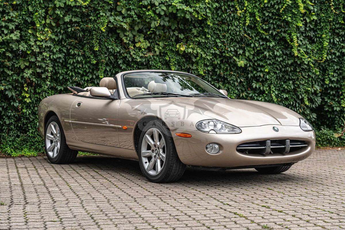 Jaguar XK I 2002