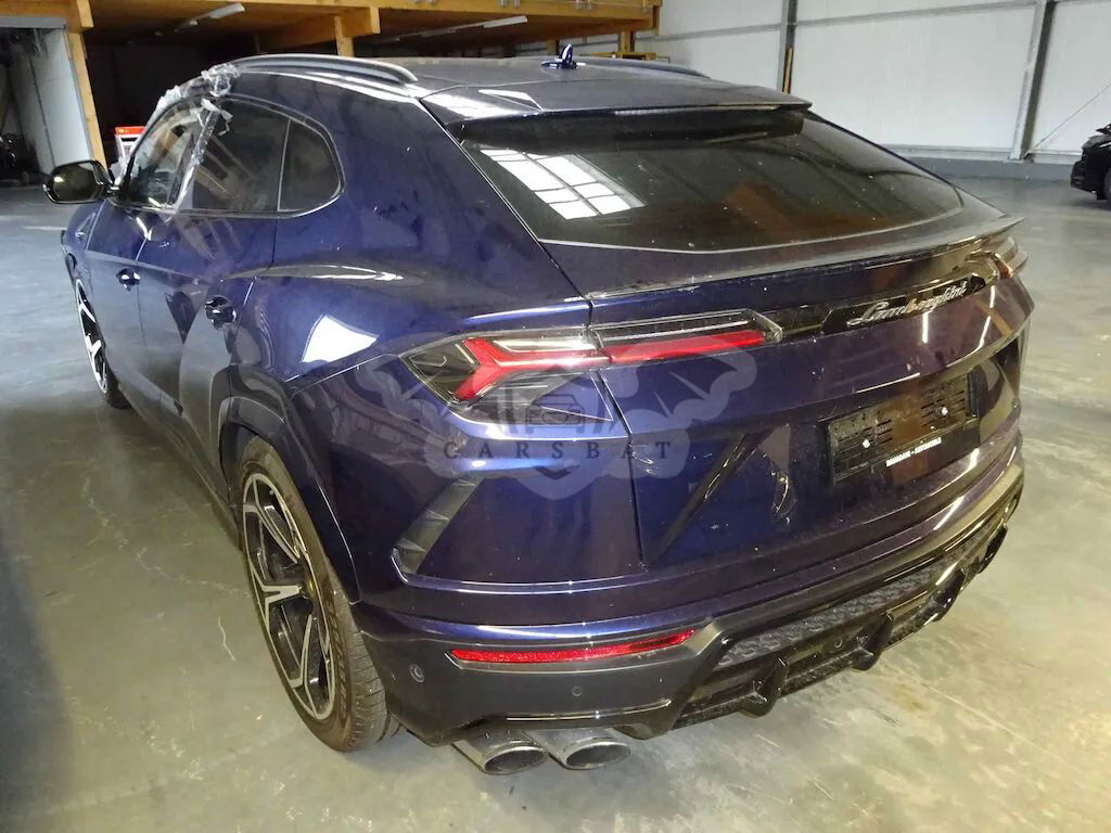 Lamborghini Urus Standard 2022