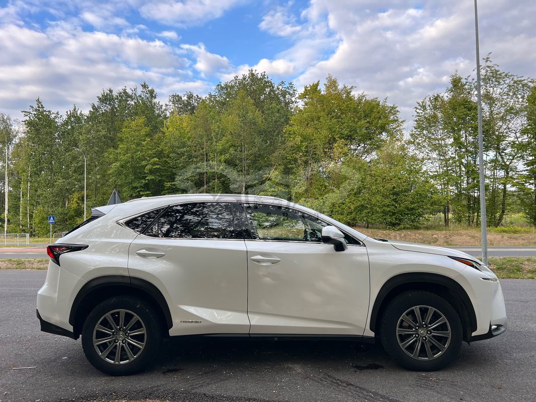 Lexus NX I 300h Elite AWD 2014