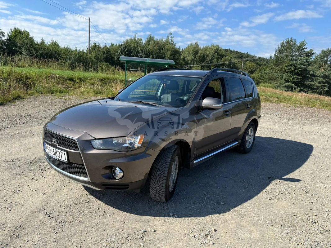 Mitsubishi Outlander II 2012