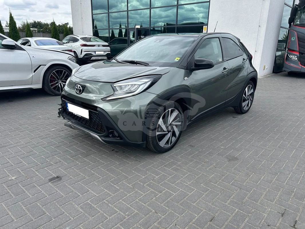Toyota Aygo X 1.0 VVT-i Executive CVT 2022