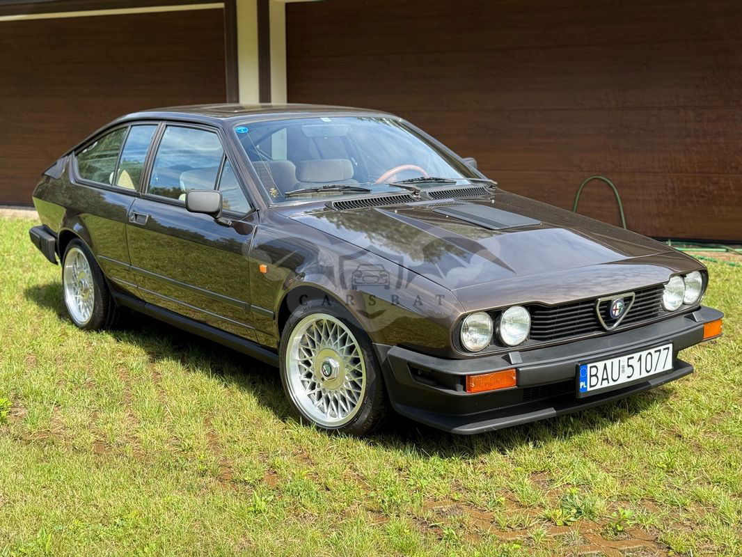 Alfa Romeo GTV 1983