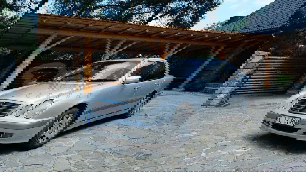 Mercedes-Benz E W210 2000