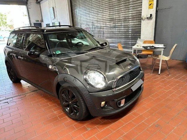 Mini Clubman Cooper S 2011