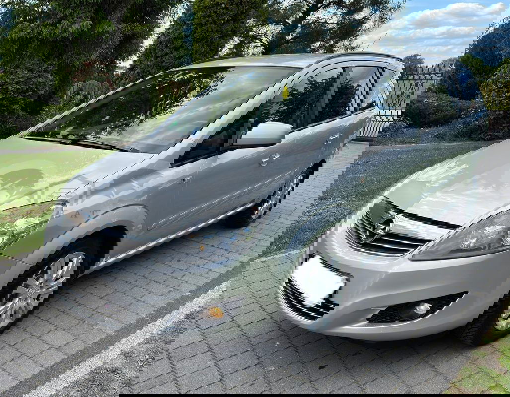 Opel Zafira B 1.8 Edition 2013