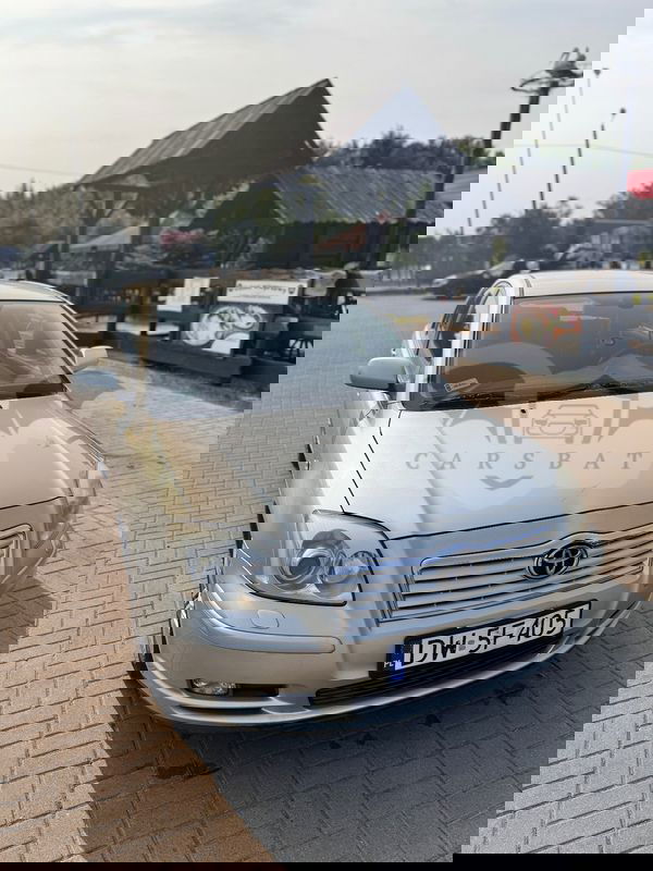 Toyota Avensis II 1.8 VVT-i 2004