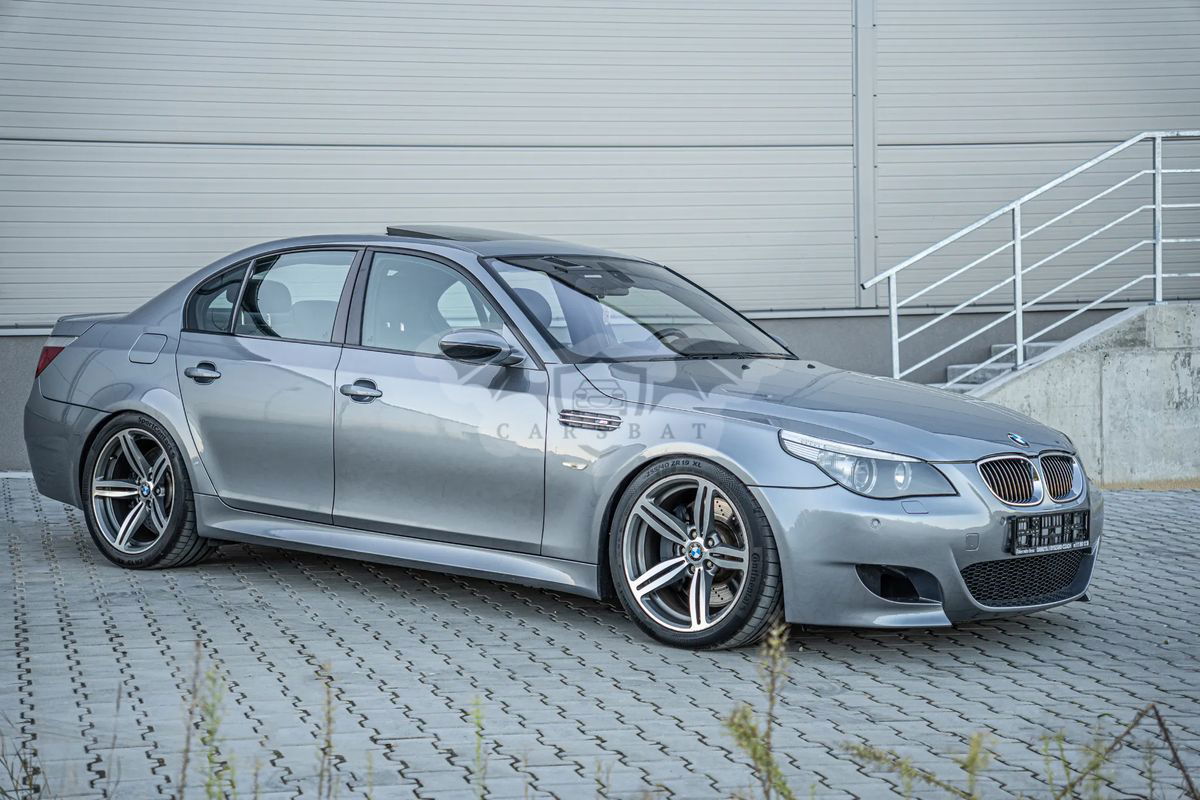 BMW M5 Standard 2006
