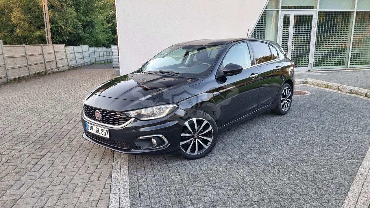 Fiat Tipo II 1.6 MultiJet 16v Lounge 2016