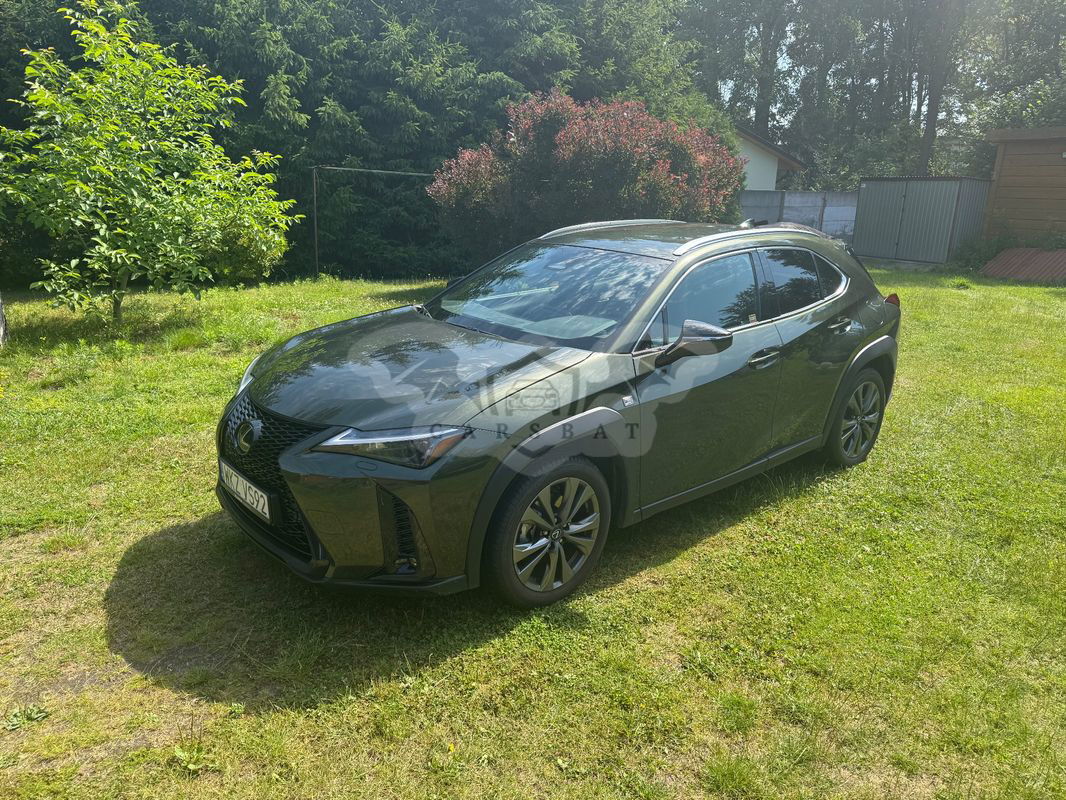 Lexus UX 300h F Sport Design 2024