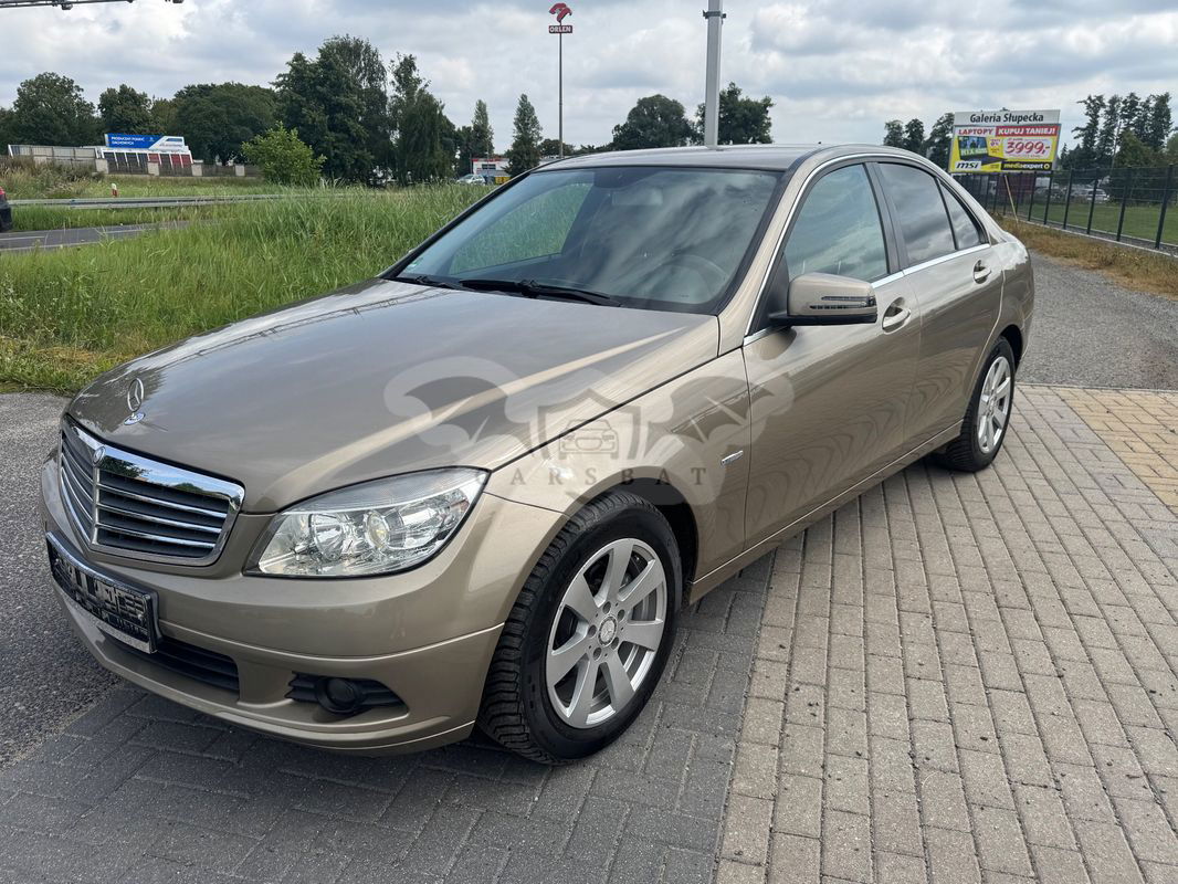 Mercedes-Benz C W204 180 CGI BlueEff Elegance 2010