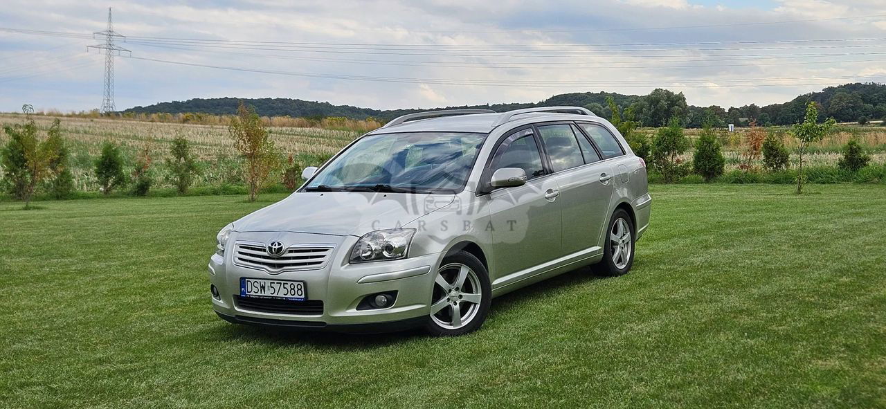 Toyota Avensis II 2.0 D-4D Sol 2007