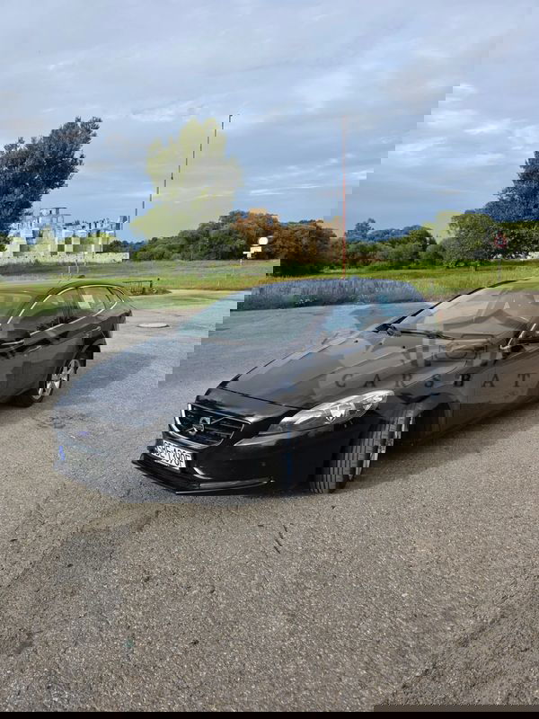 Volvo V40 II D2 Kinetic 2013