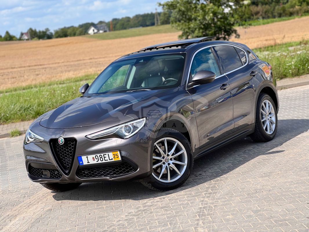 Alfa Romeo Stelvio 2.0 Turbo 16V AT8-Q4 Executive 2017