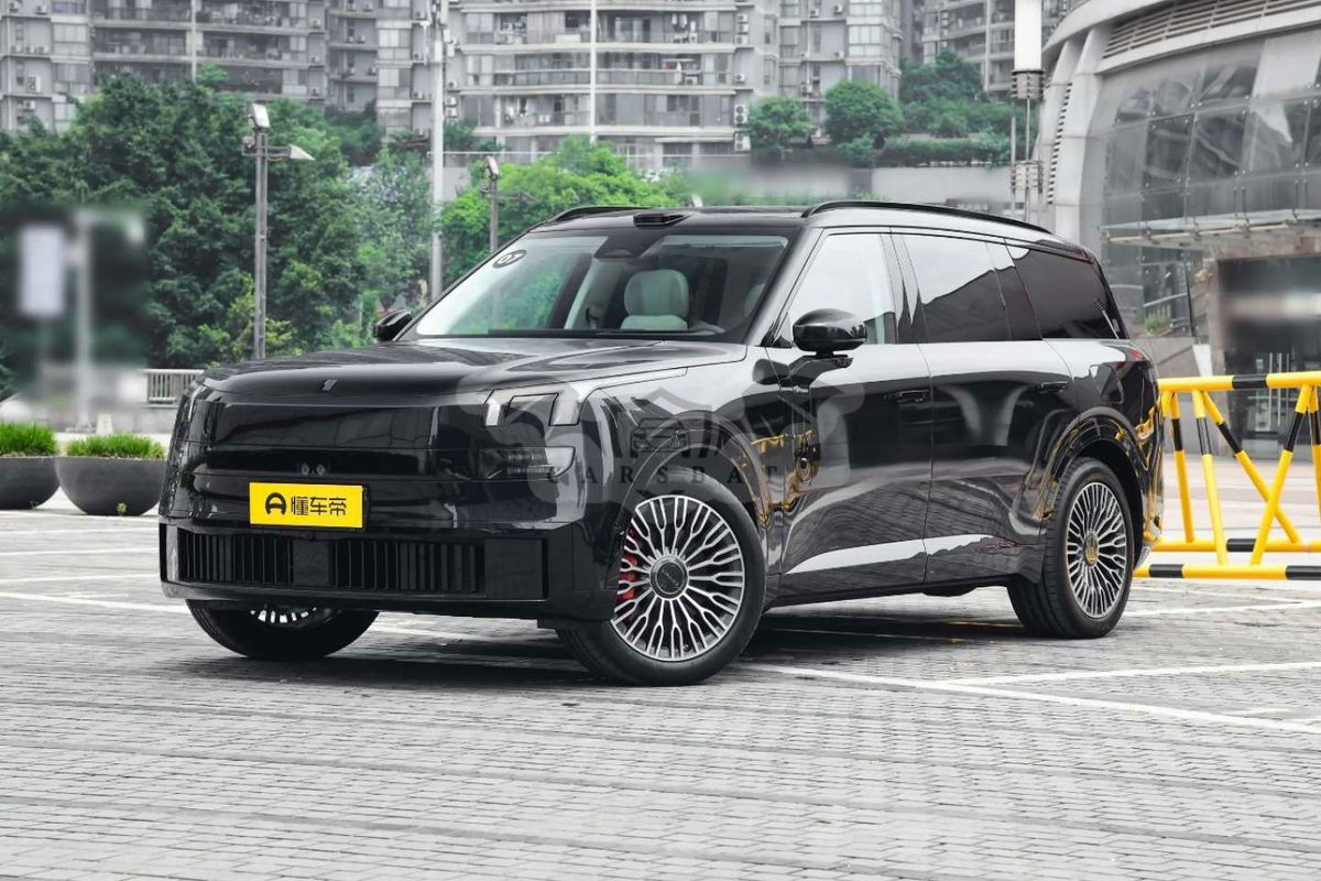 Lynk & co inny 900 2.0t explorer edition auto punkt 2025