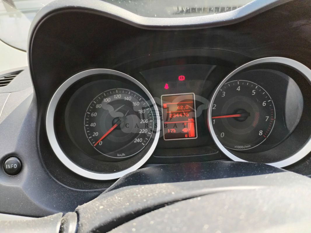 Mitsubishi Lancer VIII 1.8 Invite LPG 2009
