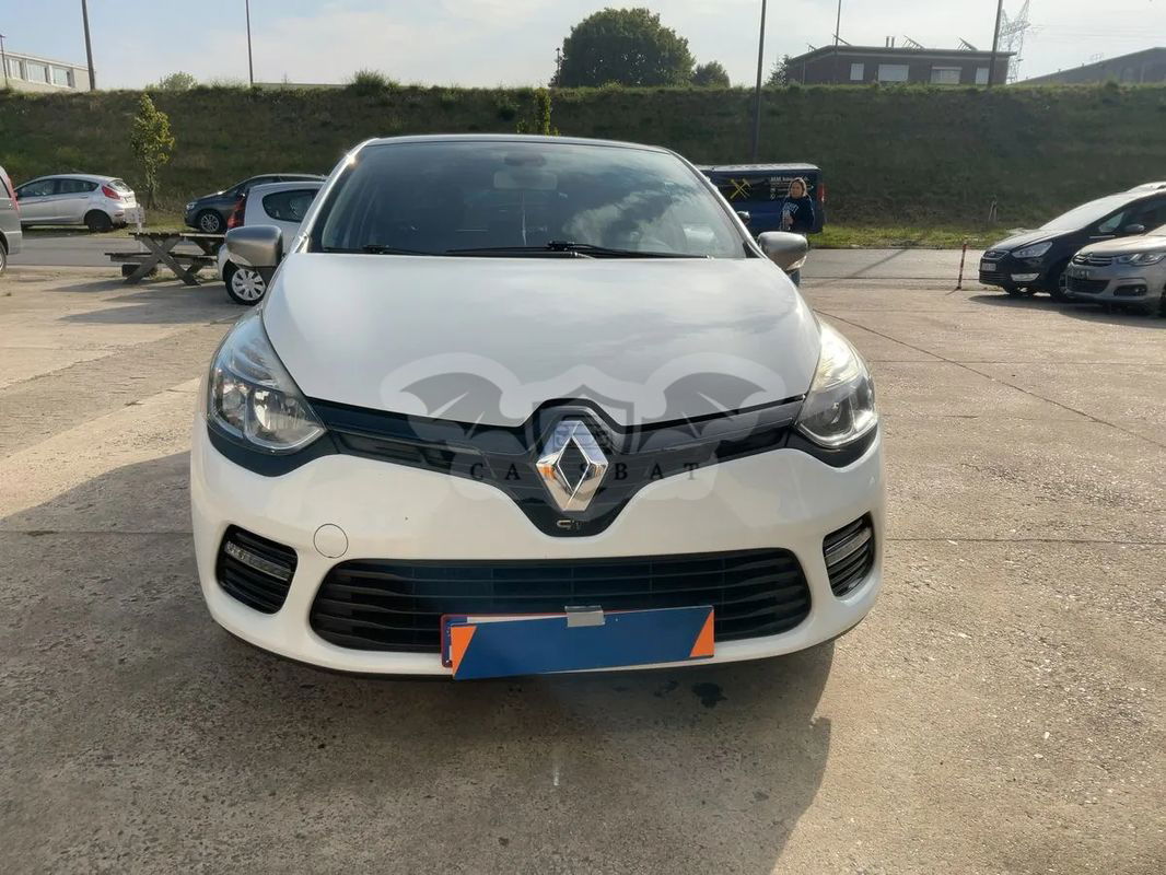 Renault Clio IV Grandtour TCe 120 EDC GT 2014