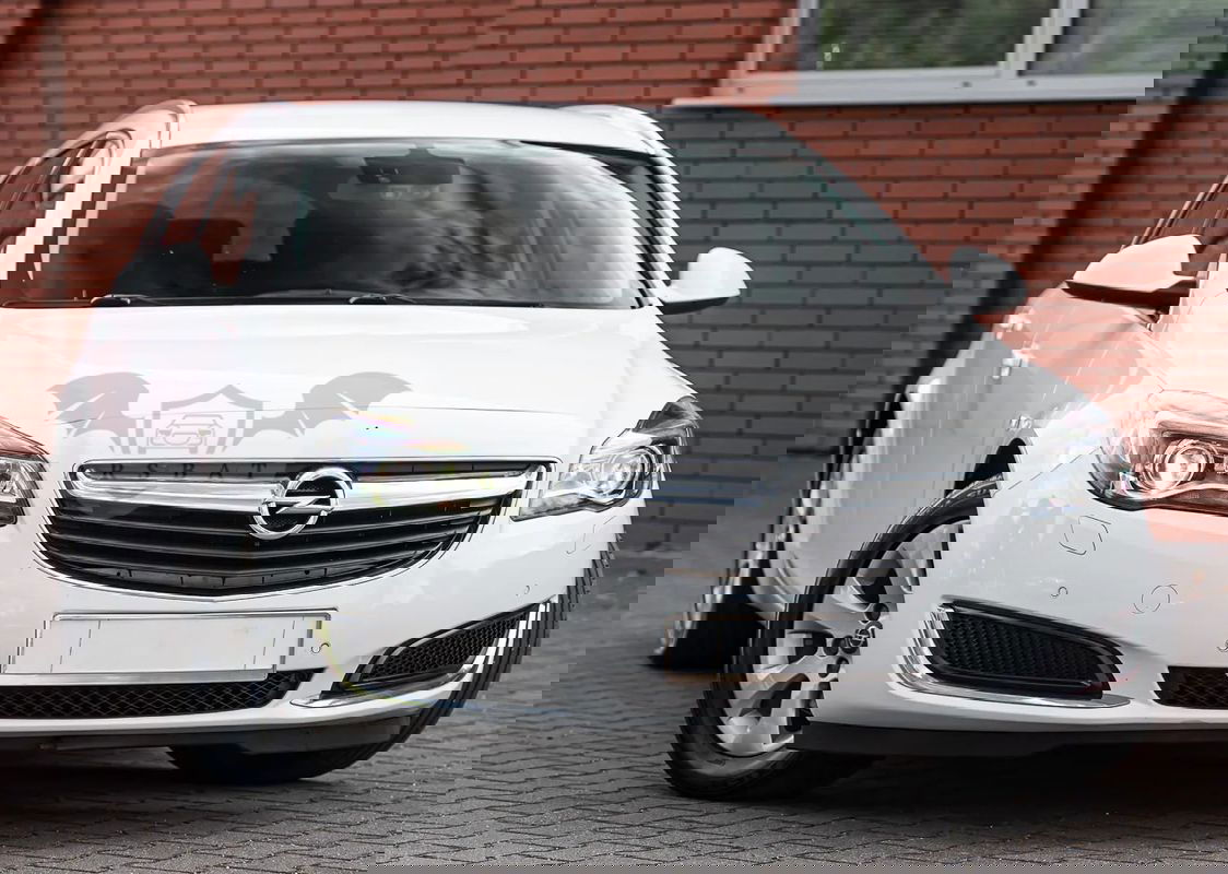 Opel Insignia A 1.6 CDTI Sports Tourer ecoFLEXStart/Stop 2017
