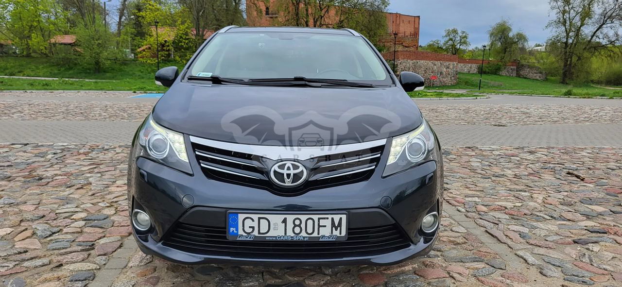 Toyota Avensis III 2.2 D-4D Sol Plus NAVI 2012