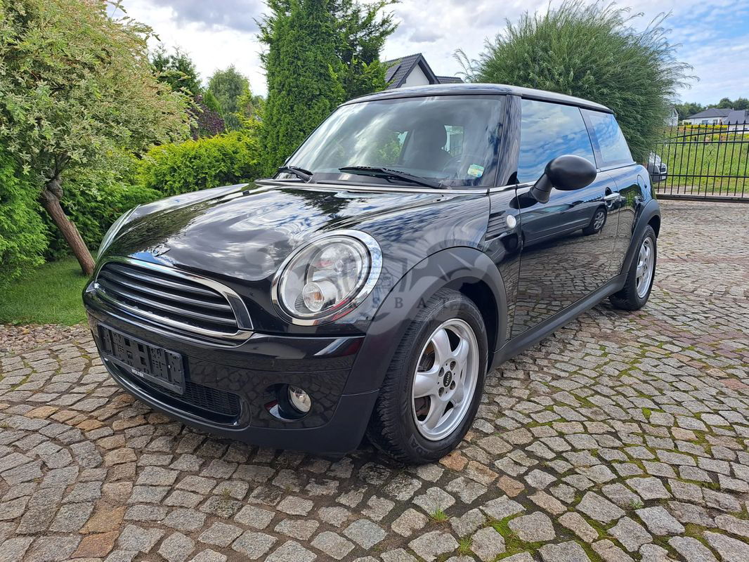 Mini One Standard 2010