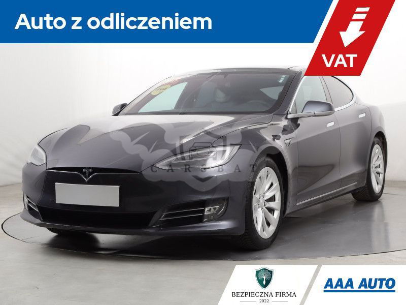 Tesla Model S 2018