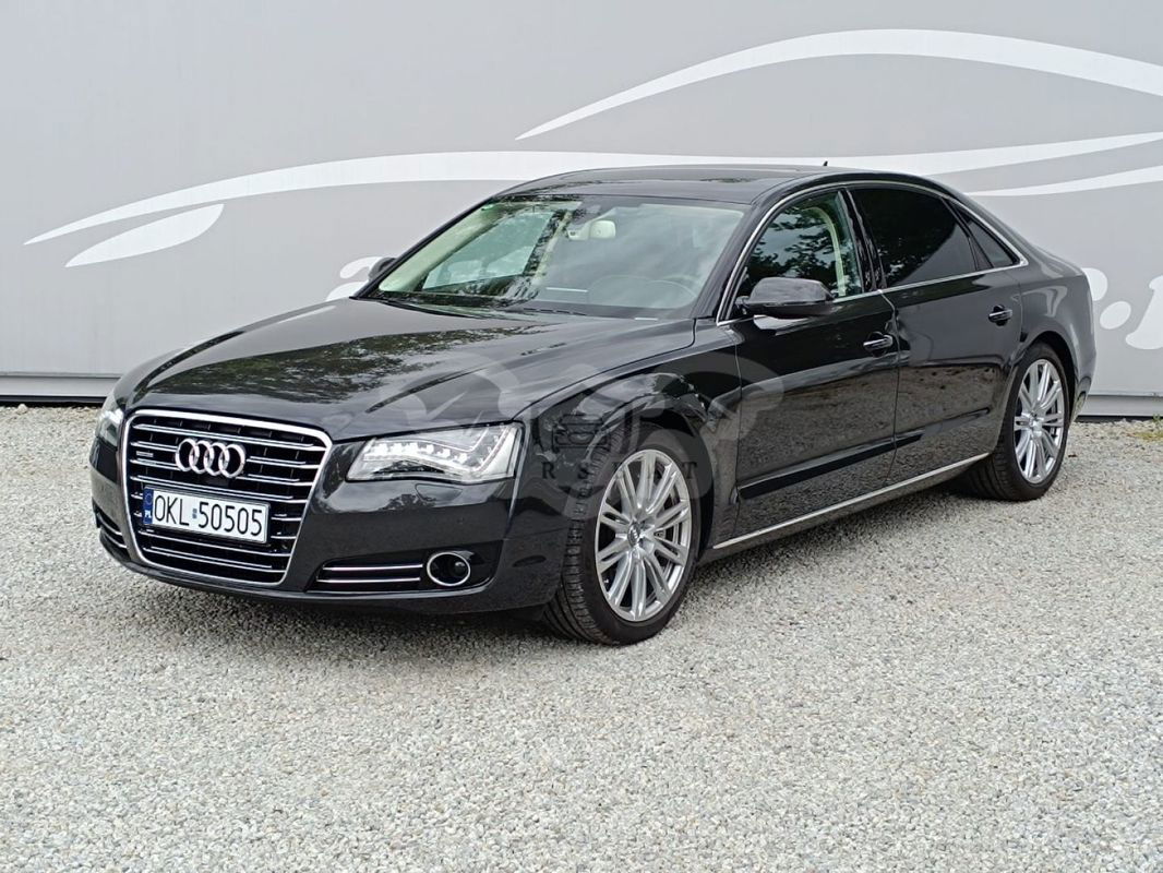 Audi A8 D4 2011