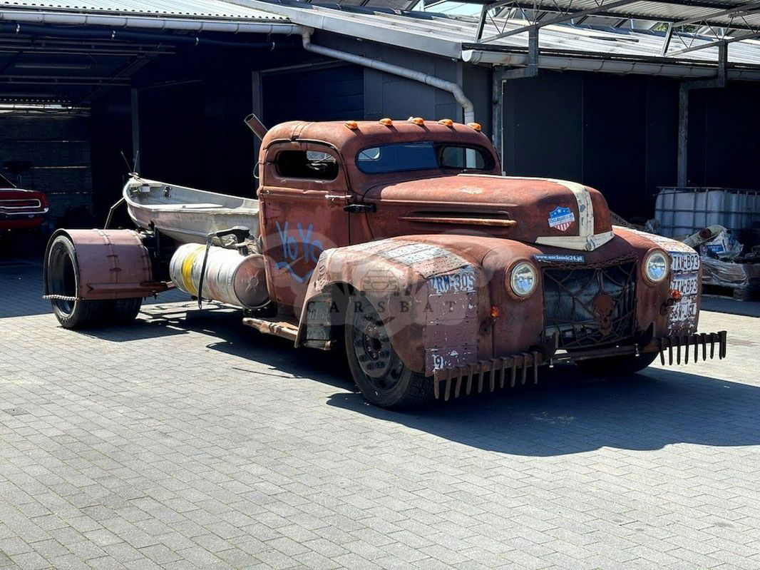 Ford Transit 1942