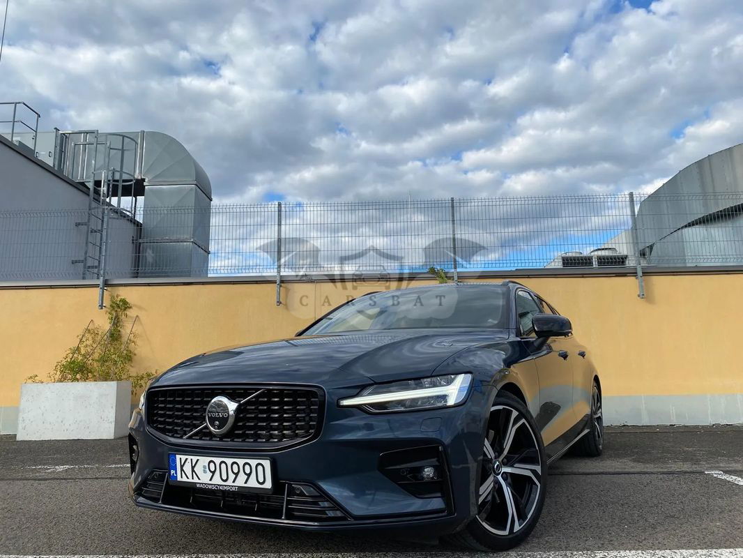 Volvo V60 II 2023