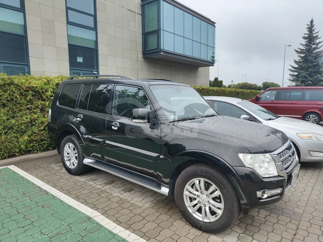 Mitsubishi Pajero IV 3.2 DID Intense 2015