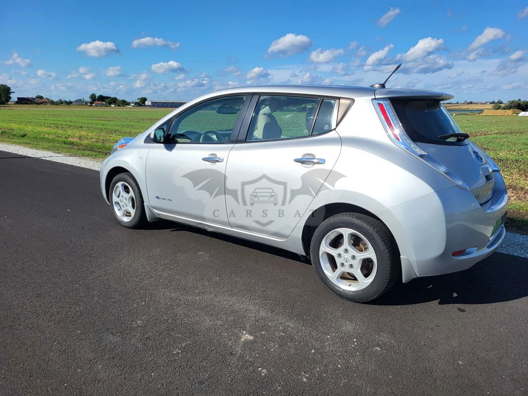 Nissan Leaf 24kWh Acenta 2012