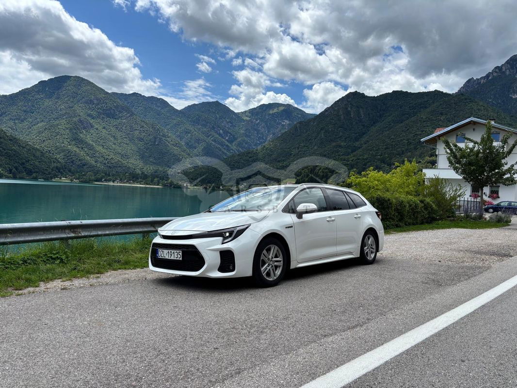 Suzuki Swace 1.8 Hybrid Elegance CVT 2023