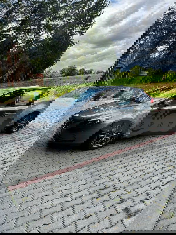 Volvo V40 II 2017