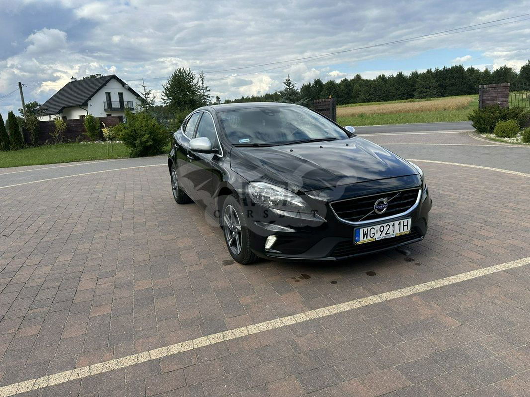 Volvo V40 II 2015