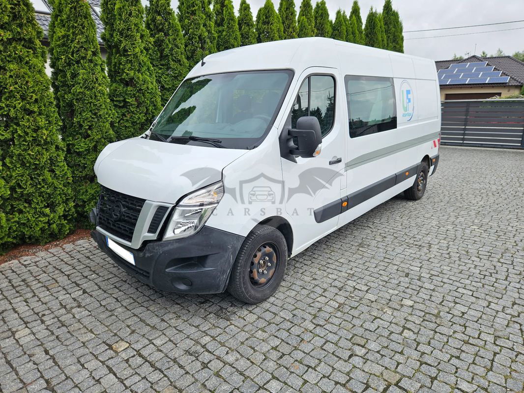 Nissan NV400 2019