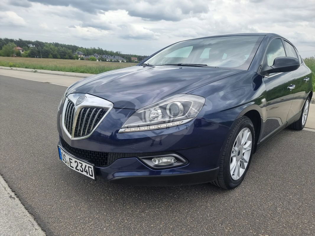Lancia Delta 1.6 MJ Silver 2009