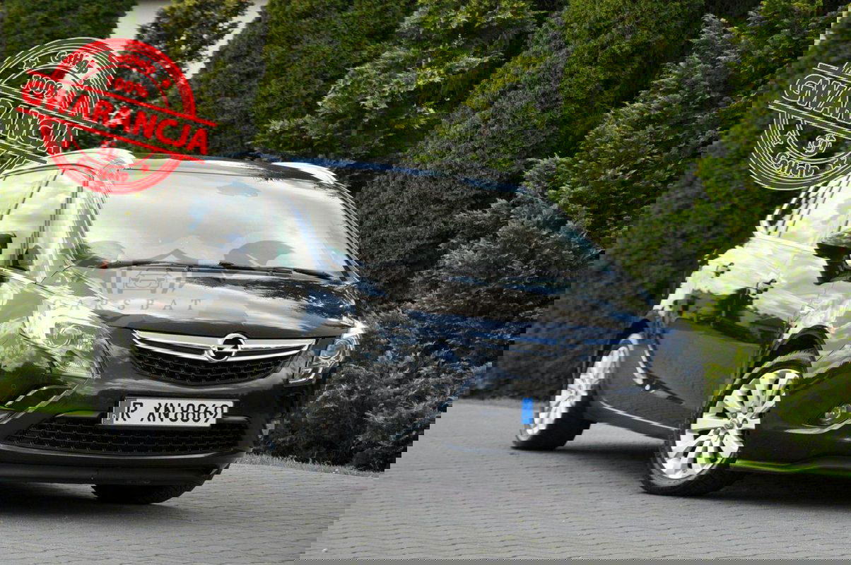 Opel Zafira C 2016