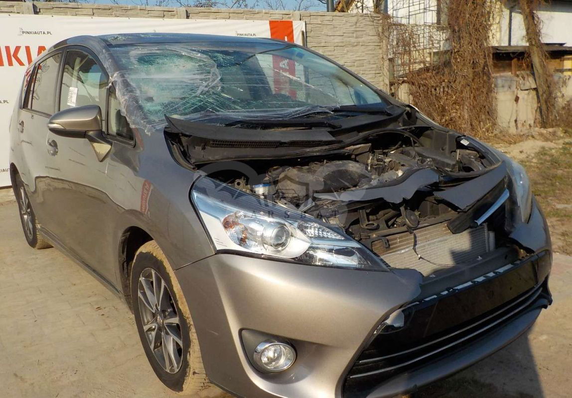 Toyota Verso 2015