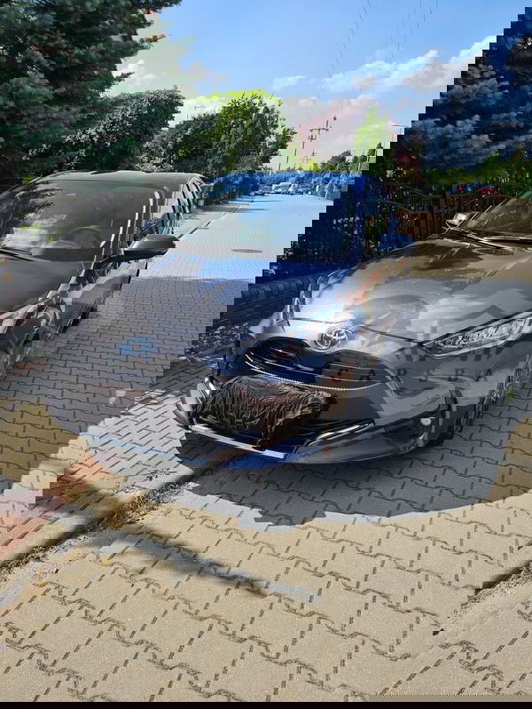 Toyota Yaris IV Hybrid 1.5 Executive 2023