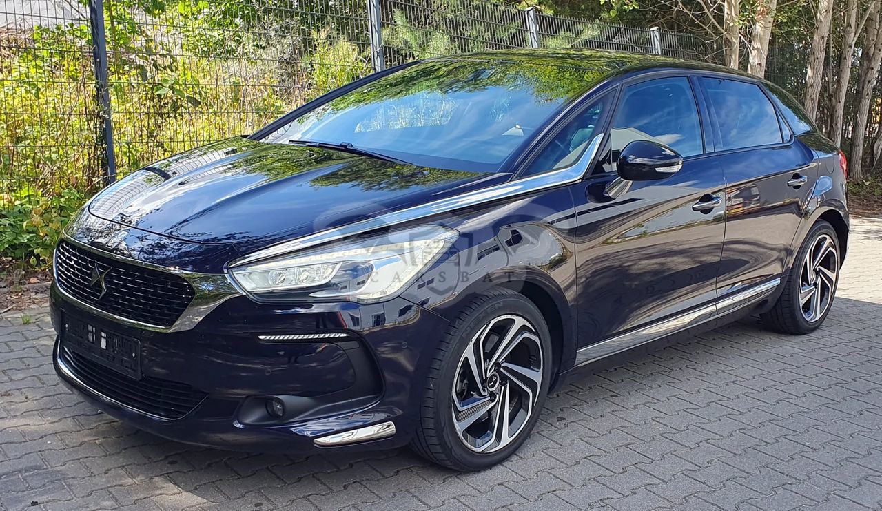 DS DS5 2017